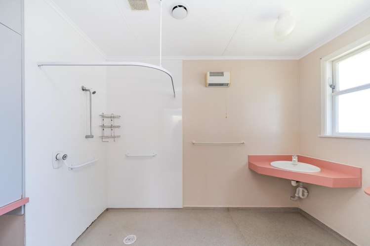 8 Lewis Place Highbury_11