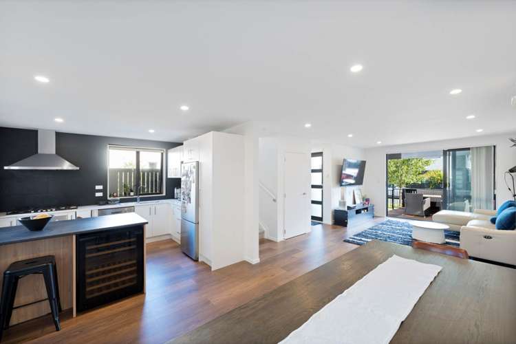 16 Hiki Street Hobsonville_2