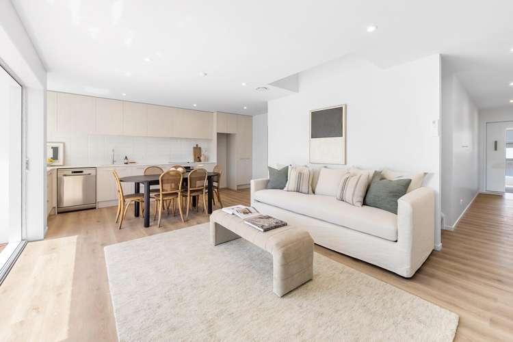 2/311 Barrington Street Spreydon_1