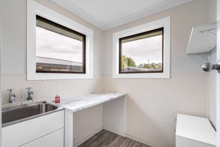 52 Edinburgh Crescent Waikiwi_13