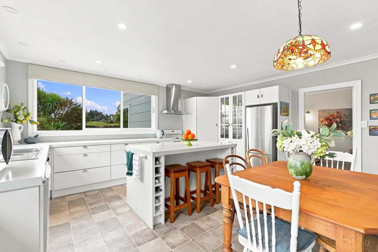 8a Tirimoana Place Otamatea_11