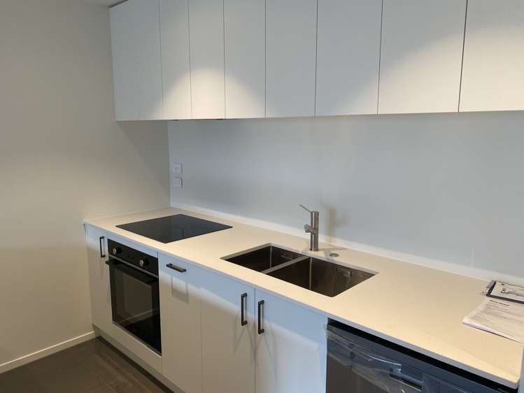 4/8 Dock Street Auckland Central_3