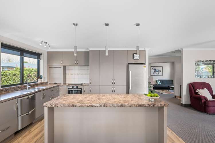 18 Avening Close Blenheim Central_8