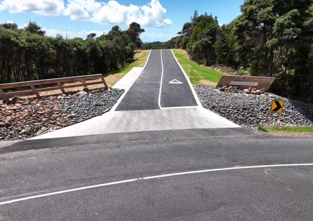 3, 11 & 22 Pukaki Lane Dairy Flat_4