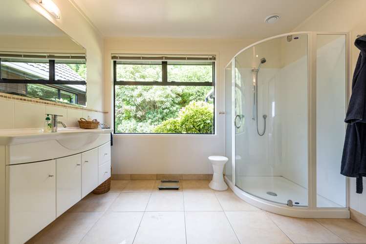 9 Furneaux Grove Whitby_22