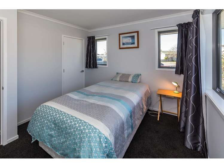 8 Carteret Place Aranui_9