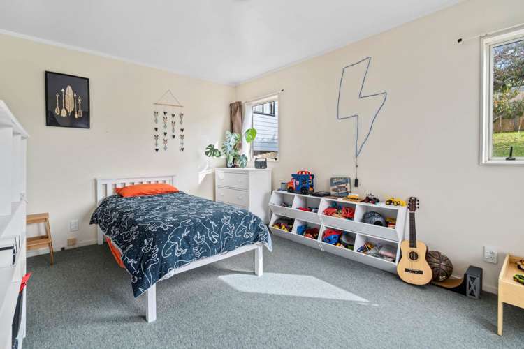 33 Fruitvale Road New Lynn_10