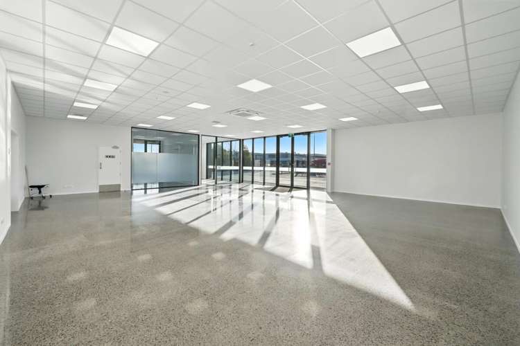 51 Waterloo Road Hornby_11