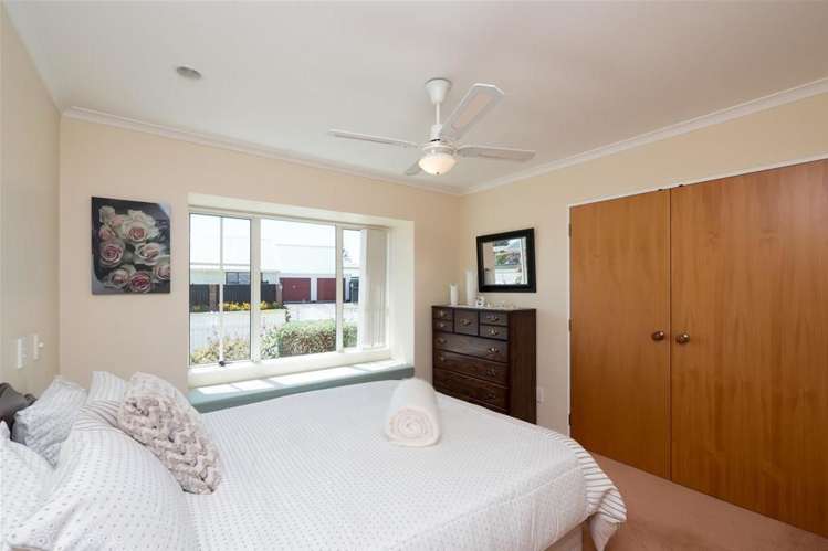 2 Beech Place Hawera_8