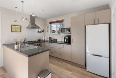 69 Vardon Crescent_4