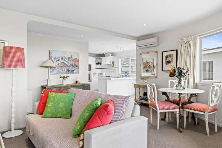 1/40 The Esplanade Westshore_12