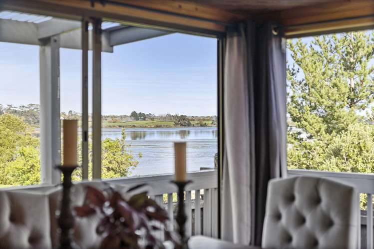 28a Hoylake Place Wattle Downs_5