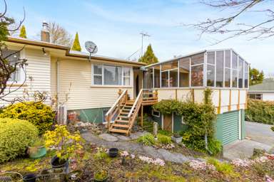 25 Puketapu Crescent_1