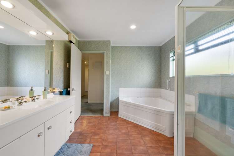 1/9 Astelia Way Waipahihi_7