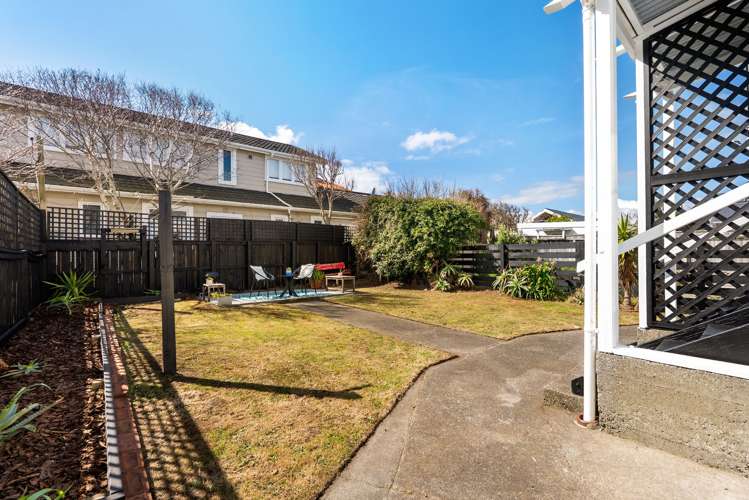 51 Endeavour Street Lyall Bay_8