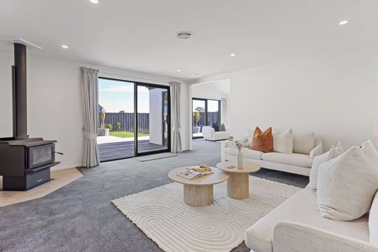 21 Thirlwall Street Woodend_13