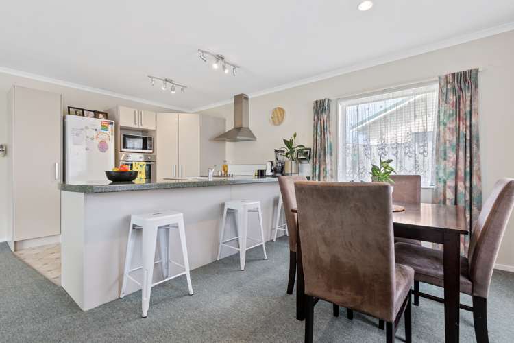 3a Simons Street Moturoa_10