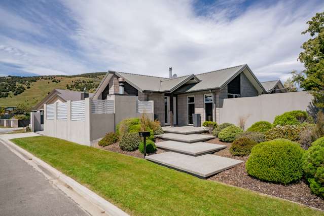 58 Mount Iron Drive Wanaka_1