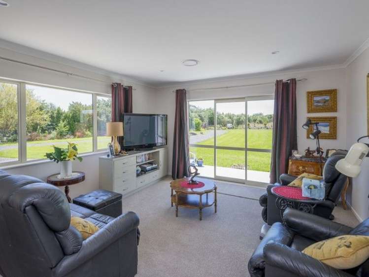 11 Ketemaringi Way Manakau_8