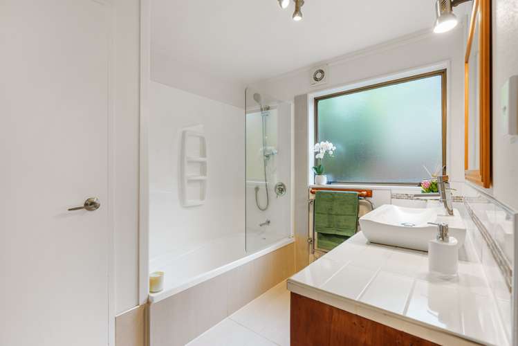 10 Hebe Place Birkenhead_14