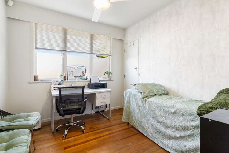 7 Woodford Avenue Henderson_15