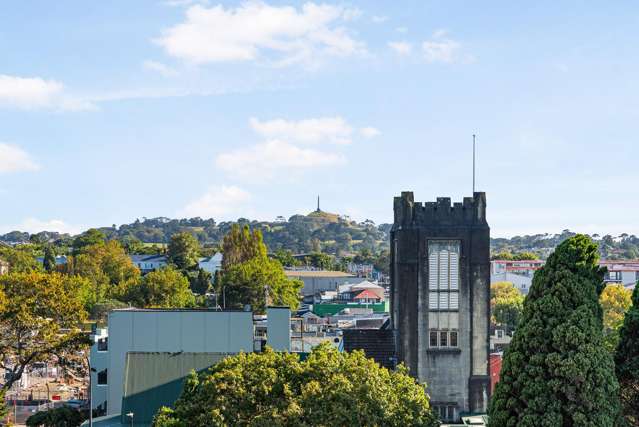 WARM COSY LIVING - ONEHUNGA MALL CLUB