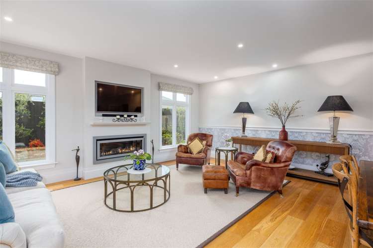 19 Brenchley Avenue Strowan_7