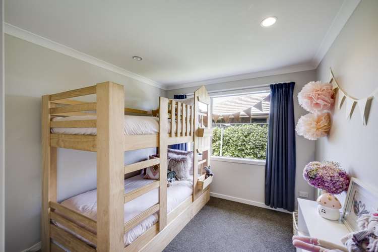 17 Aoraki Road Poraiti_17