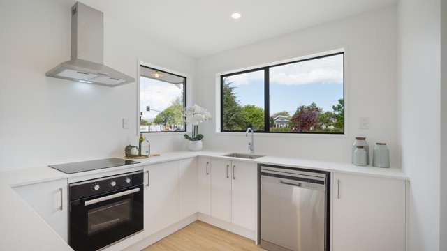 2/85 Brougham Street Addington_2