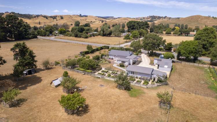 973 Masterton Castlepoint Road_0