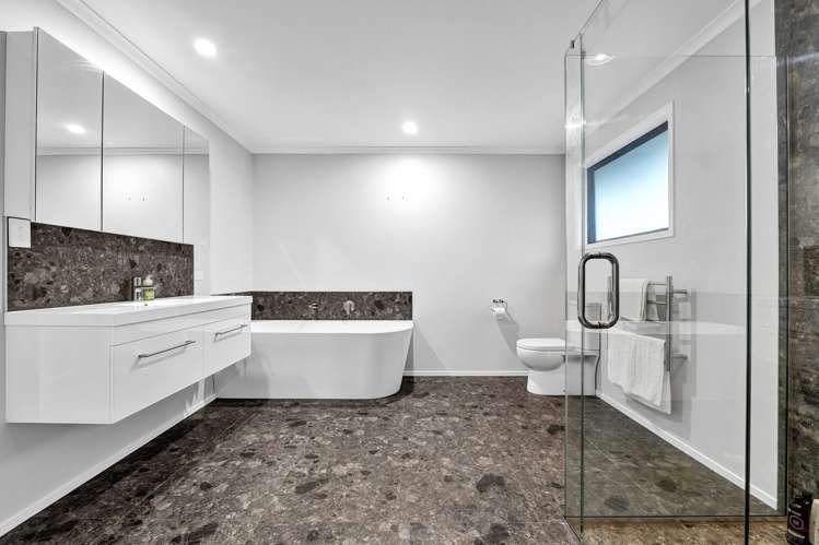 100 Argyle Street Hawera_18
