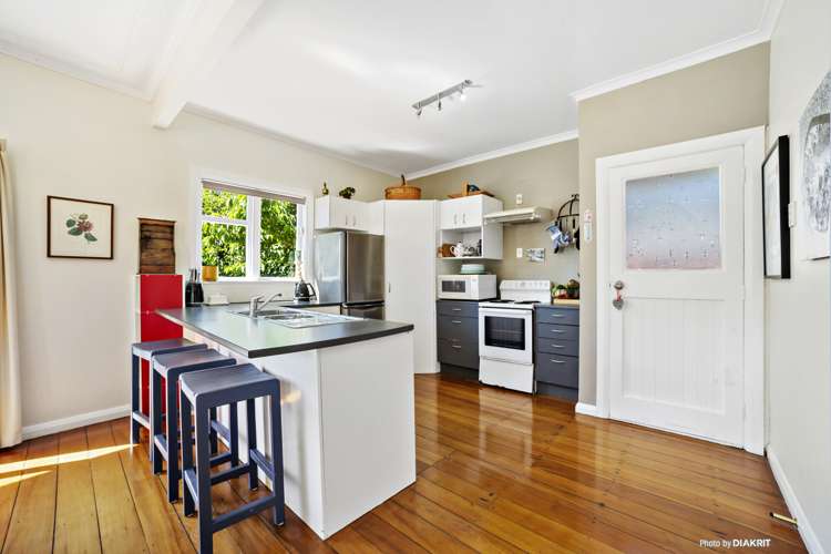 22 Ranui Crescent Khandallah_2