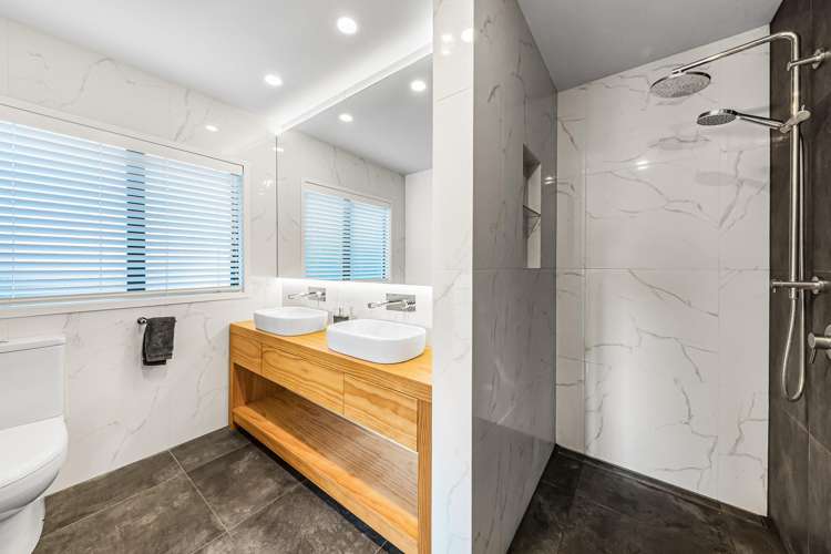44 Pitoitoi Avenue Greenhithe_21