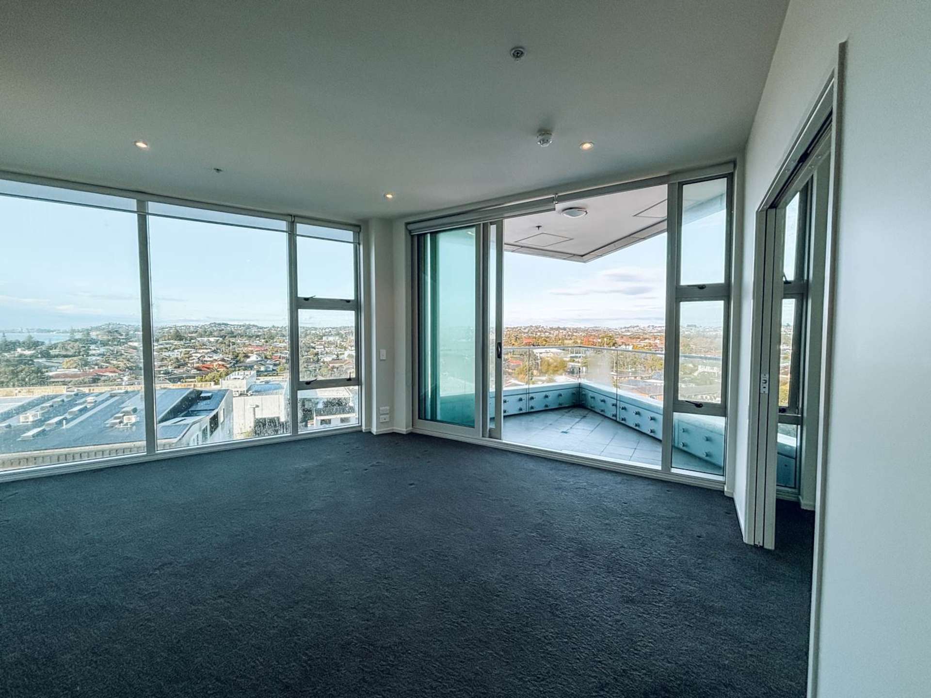 710/9 Tamariki Avenue Orewa_0