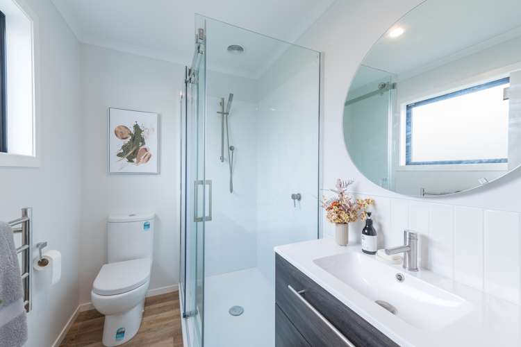 24 Genia Drive Wakefield_14