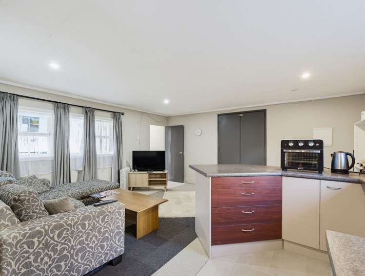 29 Cedar Terrace Stanmore Bay_19