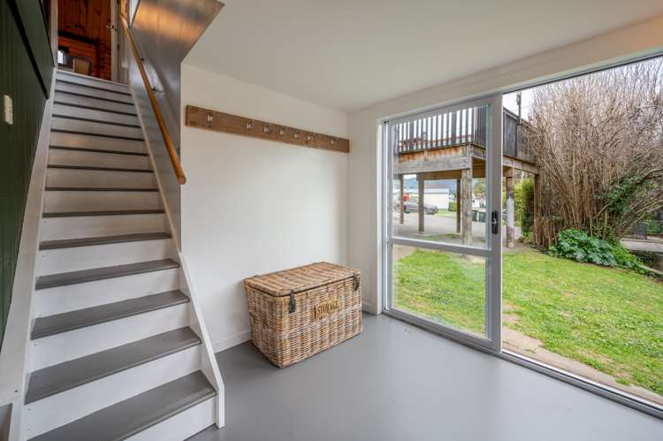 13 Selwyn Avenue Akaroa_9