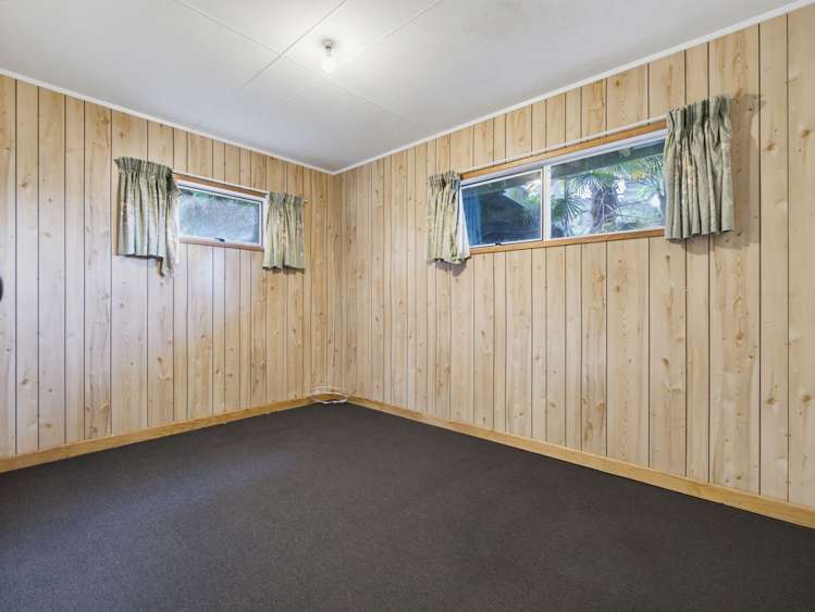 15A Russell Crescent Western Heights_14