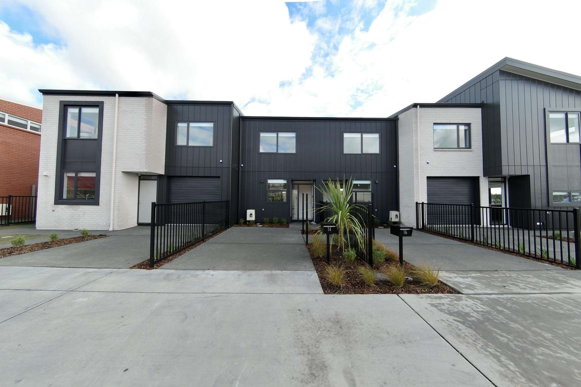 14 Rorida Lane Flat Bush_0