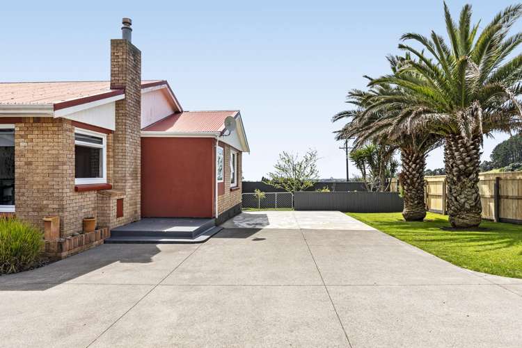 1606 South Road_5