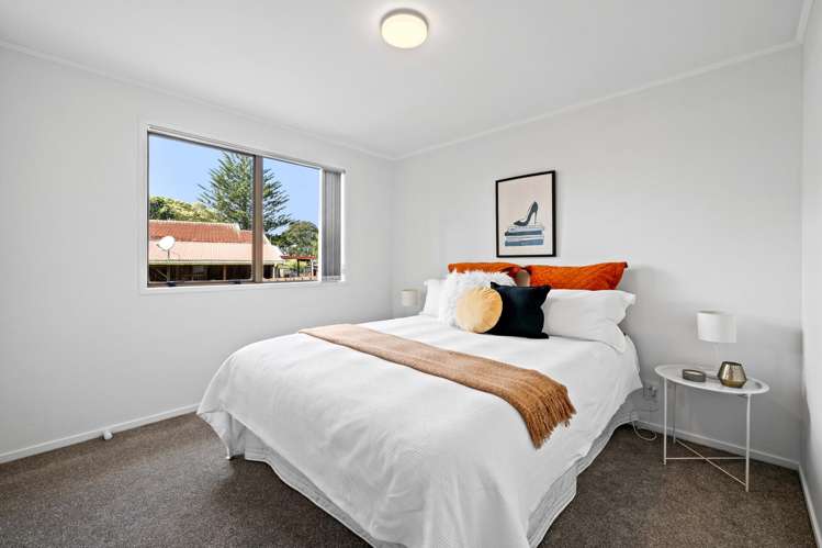 20A McKinstry Avenue Mangere East_12