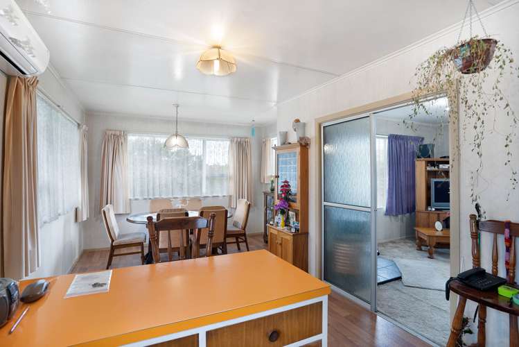 9 William Benton Street Featherston_9