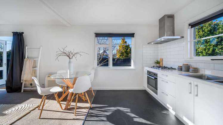 12 Bass Street Woolston_8