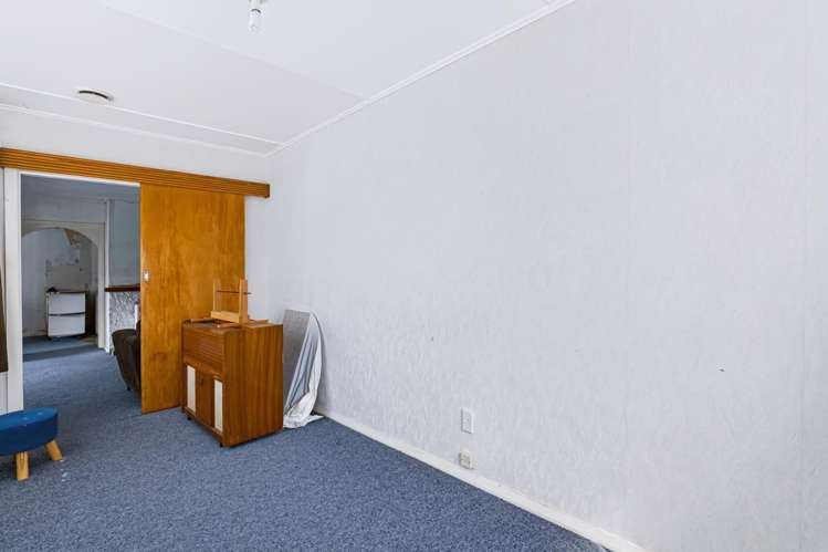 164 South Road Hawera_13