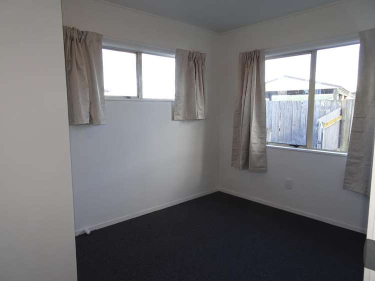 7A Holmes Place 10480_8