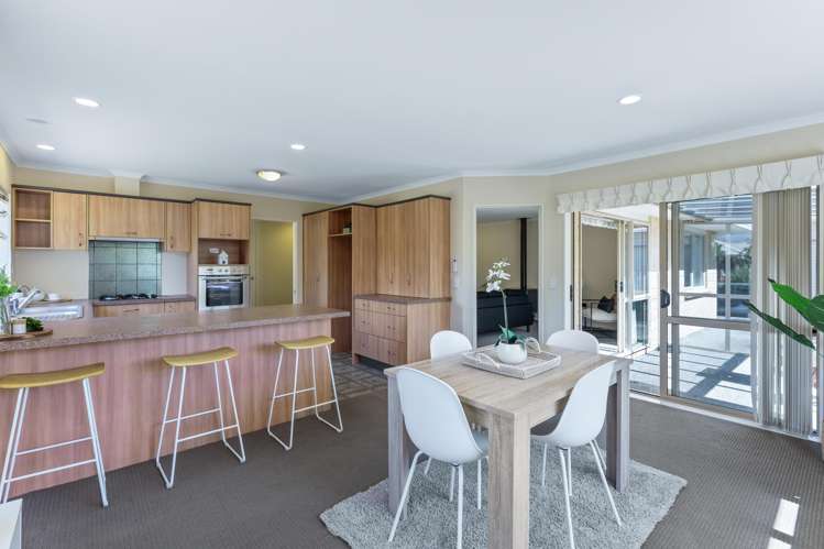 5 Ashleigh Way Waikanae Beach_8