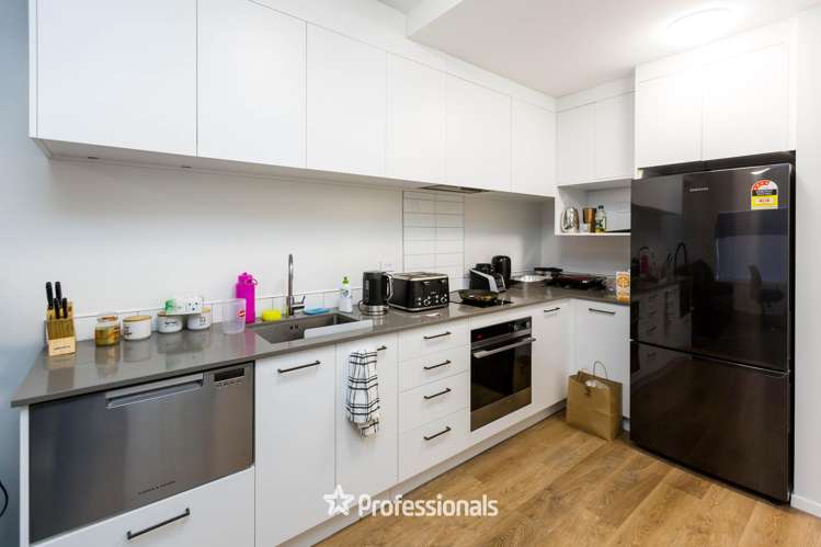 Unit 2 2A Gibbons Street_2