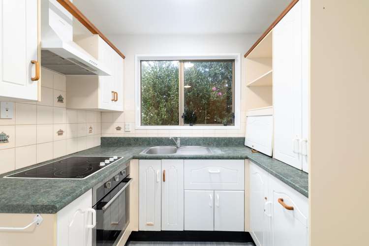 2/5 Quinton Place Bishopdale_7