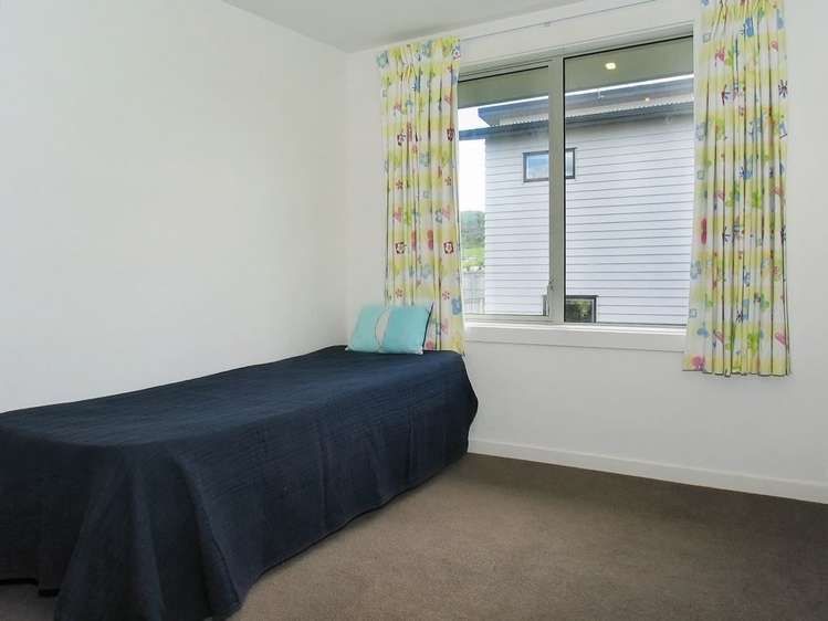 129 Te Puia Drive Aotea_14