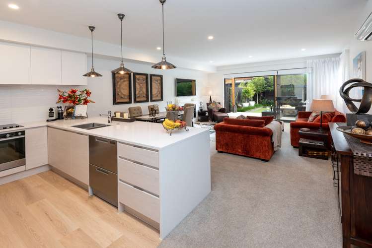 14 Quarters Lane Beachlands_6